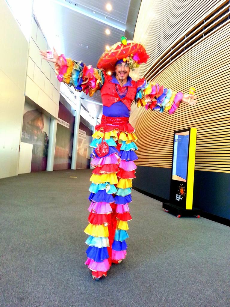 Stilt walkers Melbourne Pepe and Carmen