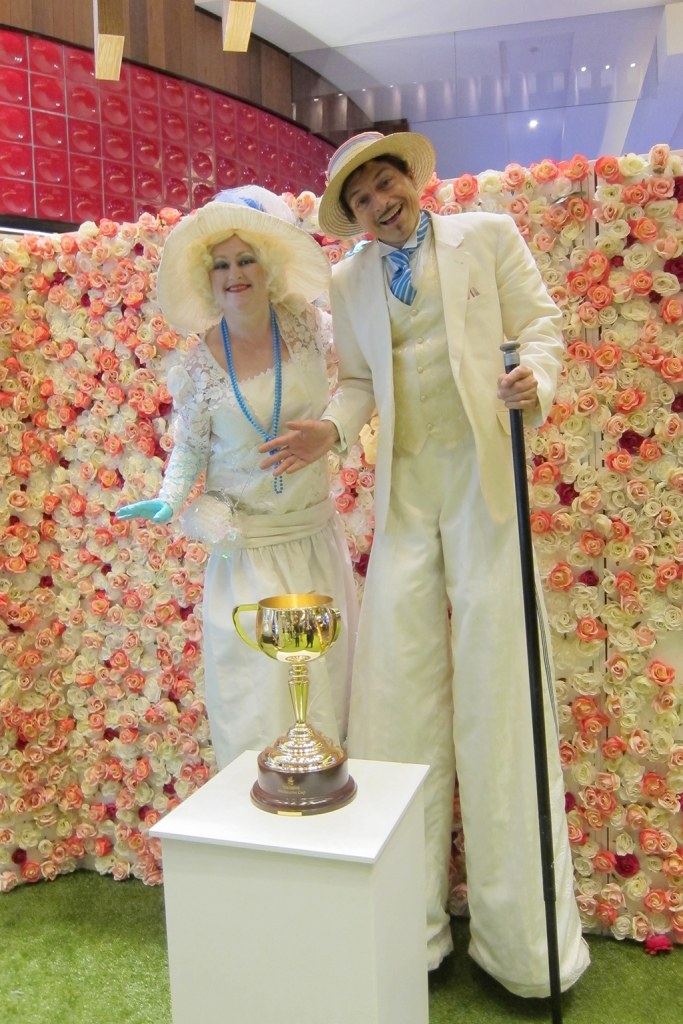 Stilt Walkers Melbourne.The Great Gatsby, Jay and Daisy