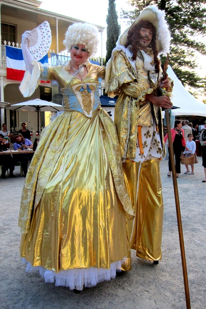 stiltwalkers melbourne, marie antoinette and louis v, french court